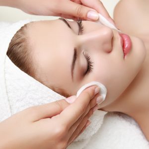 Lotus Hydravital Facial