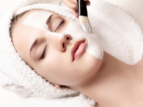 Lotus Hydravital Facial