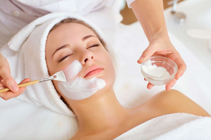 Lotus Hydravital Facial